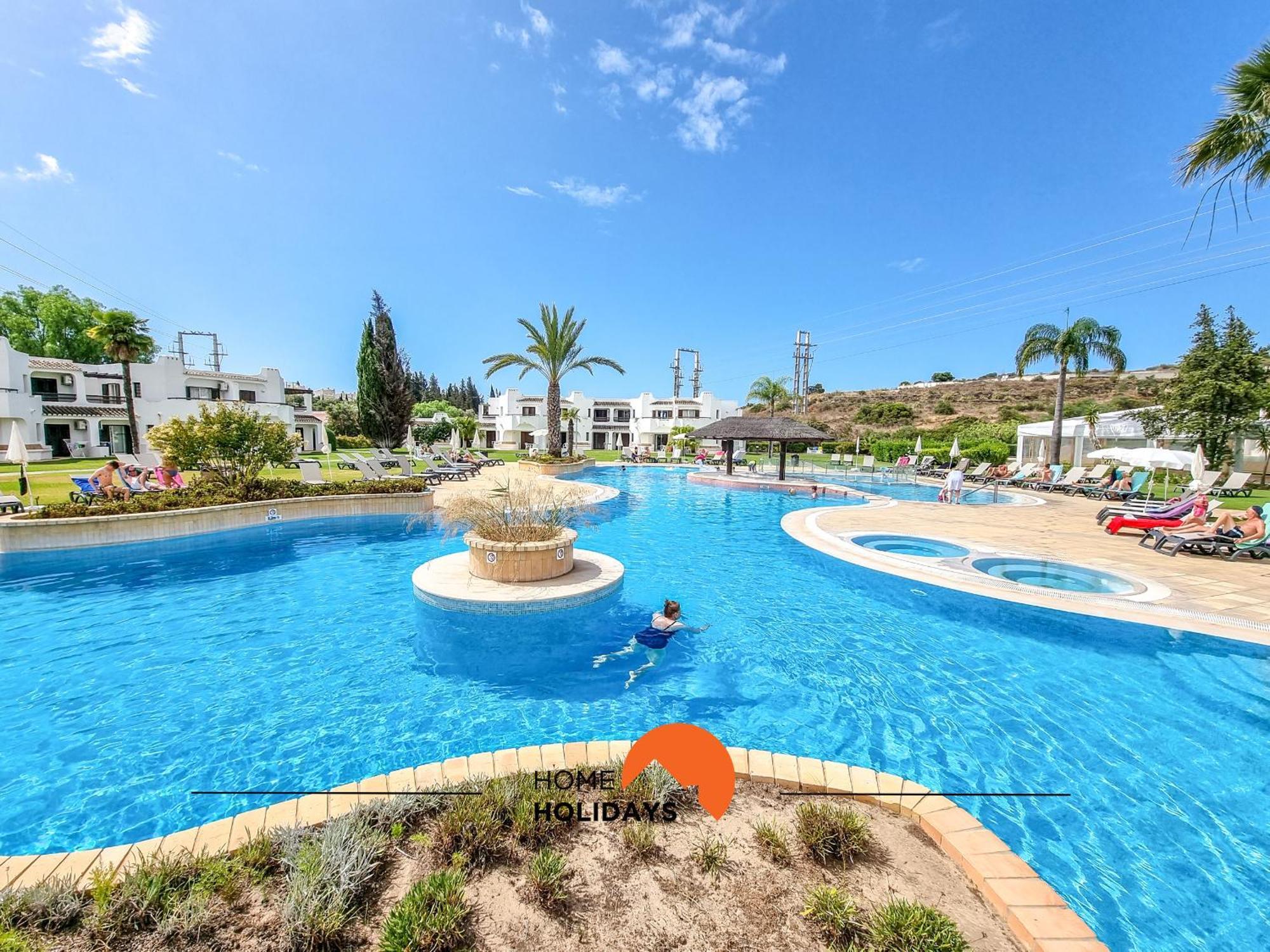 Apartamento #254 T1 Confortavel Em By Holidays