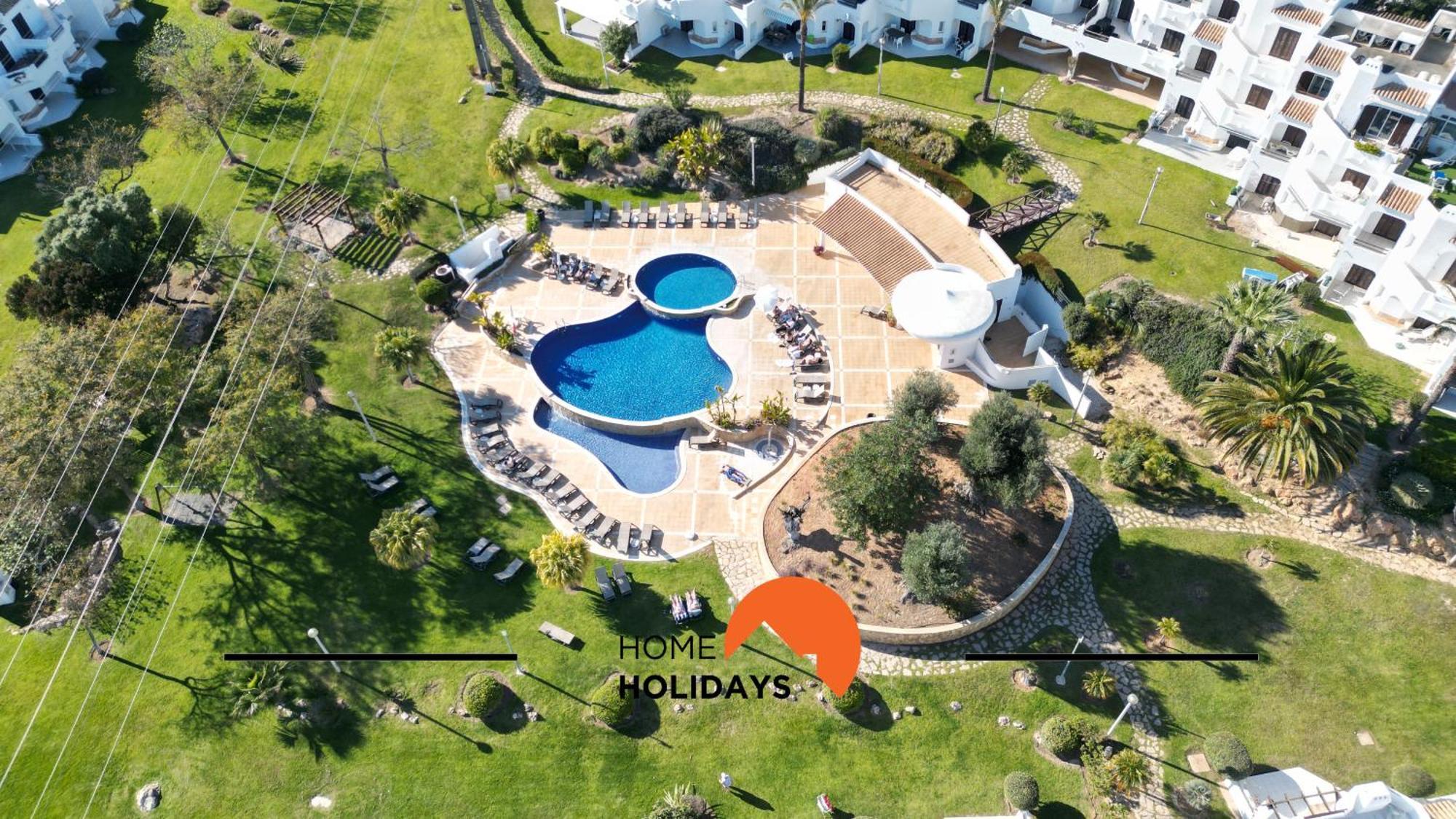 Apartamento #254 T1 Confortavel Em By Holidays